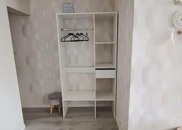 Cosy , Garage Securise Pour Deux-roues Проживание в семье