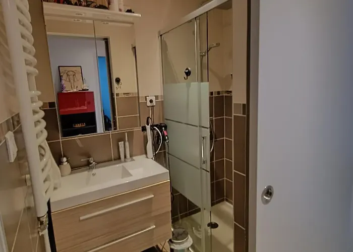 Cosy , Garage Securise Pour Deux-roues Проживание в семье Туль