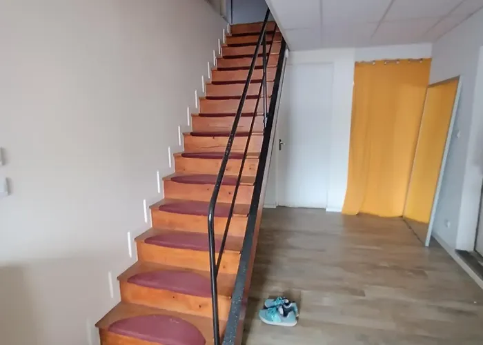 Проживание в семье Cosy , Garage Securise Pour Deux-roues